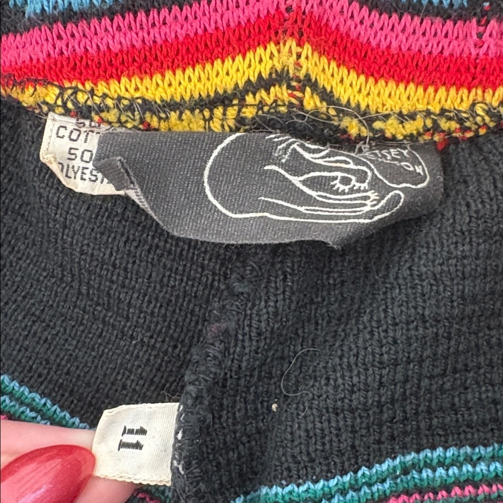 1970s Betsey Johnson Alley Cat Knit Two Piece Halter Set in Happy People Print - Picture 6 of 11